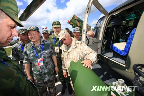 Начальники генштабов Китая и России посетили совместные военные учения «Мирная миссия - 2009» 15