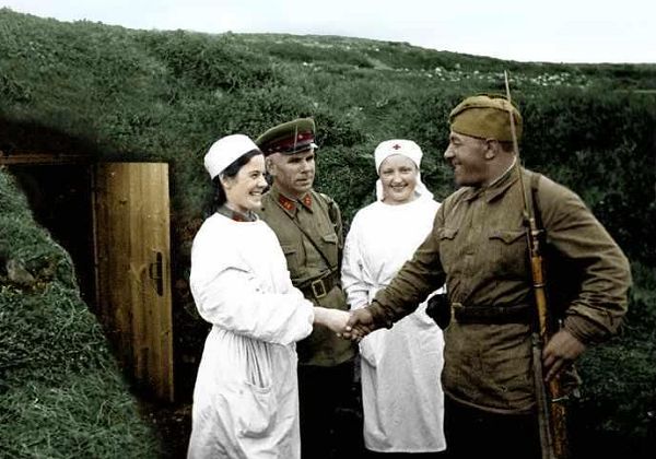 Впервые обнародованы цветные фотографии советских солдат во время Второй мировой войны 1