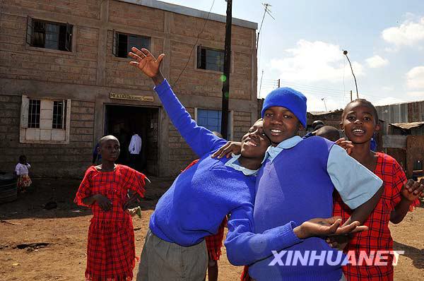 «Пекинская школа» в трущобах Найроби 