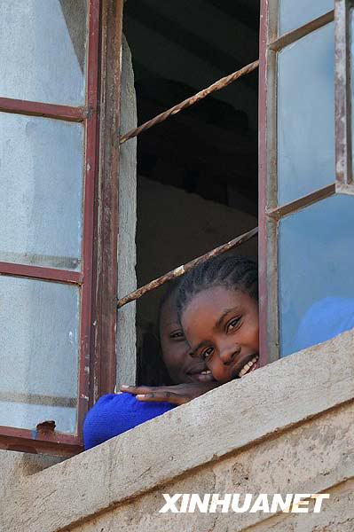«Пекинская школа» в трущобах Найроби 