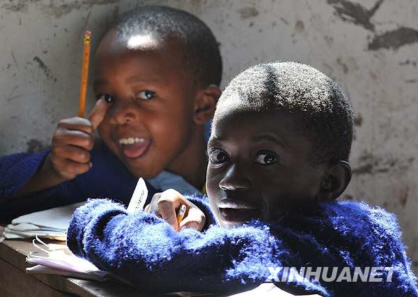 «Пекинская школа» в трущобах Найроби 