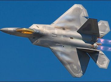 Десять самых дорогих военных самолетов