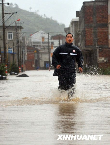 4 млн человек в провинциях Чжэцзян и Фуцзянь пострадали в результате тайфуна 'Моракот'