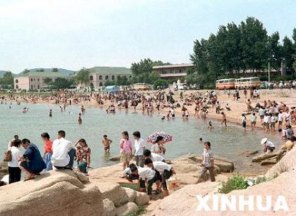 Морской курорт Бэйдайхэ свидетельствует о развитии китайского туризма в течение 30 лет