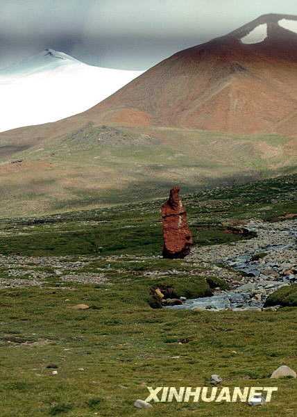 Чарующий рельеф безлюдной зоны на севере Тибета 