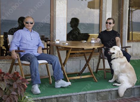 Д. Медведев и В. Путин вместе провели конец недели в резиденции 3