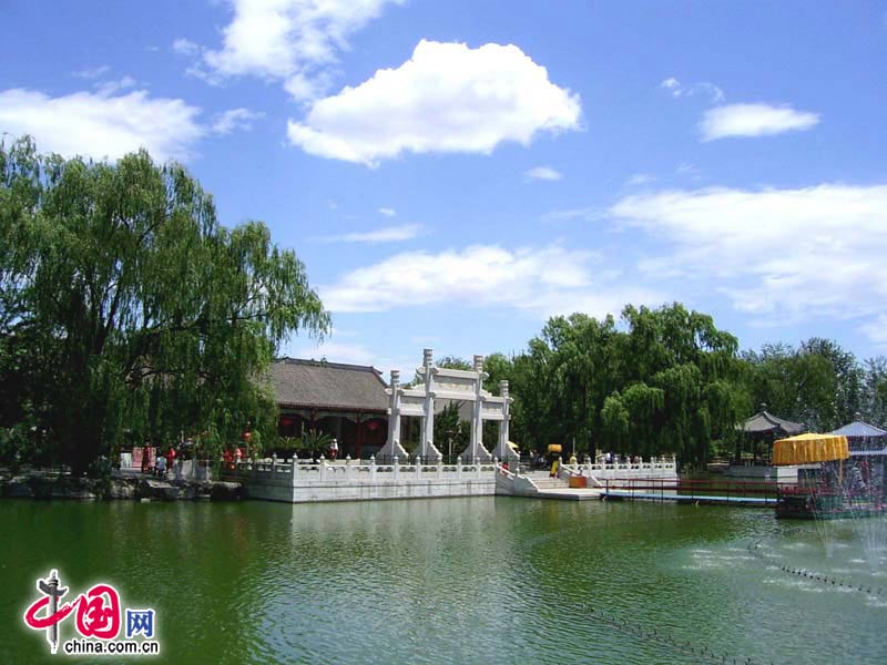 Парк Дагуаньюань в Пекине – сад, созданный по описанию в китайском классическом литературном произведении «Сон в красном тереме»