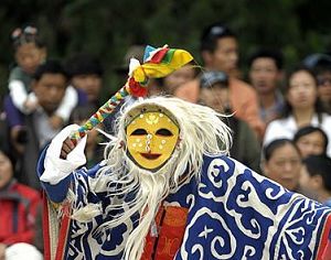 В Лхасе открылся традиционный праздник Сюедунь