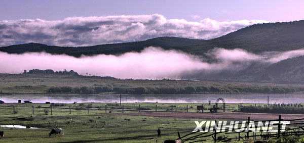 Красивая ранняя осень в городе Хулунбуир Внутренней Монголии 