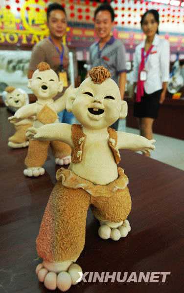 В городе Цзыбо открылась Международная ярмарка керамики 