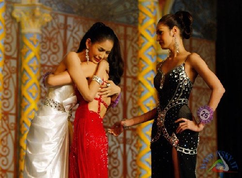 В Таиланде прошел всемирный конкурс красоты среди транссексуалок и трансвеститов «Мисс Тиффани Юниверс» 2009 года.