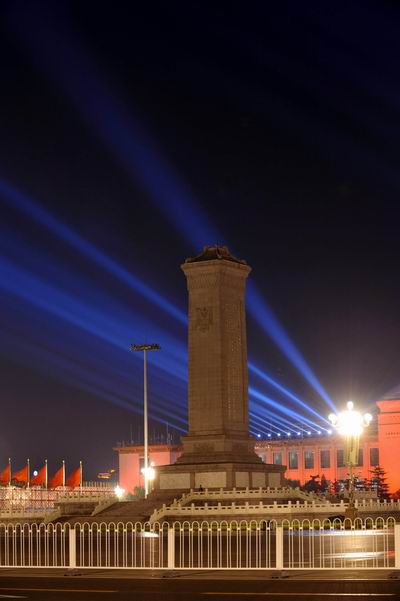 Состоялось пробное включение системы подсветки Государственного музея Китая