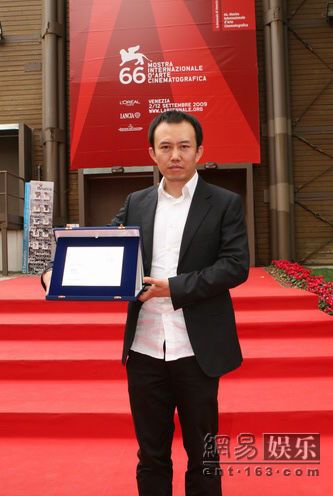 Китайский документальный фильм о землетрясении в Вэньчуане «1428» получил премию на Венецианском кинофестивале 1