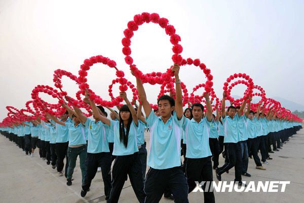 Завершена основная подготовка к массовому шествию в рамках парада в честь 60-летия образования КНР5