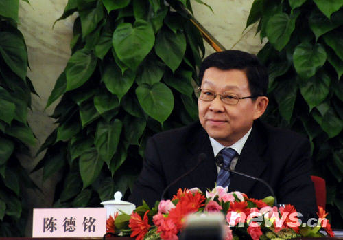 Министр коммерции КНР Чэнь Дэмин: создание зоны свободной торговли между КНР и АСЕАН окажет позитивное влияние на возрождение мировой экономики