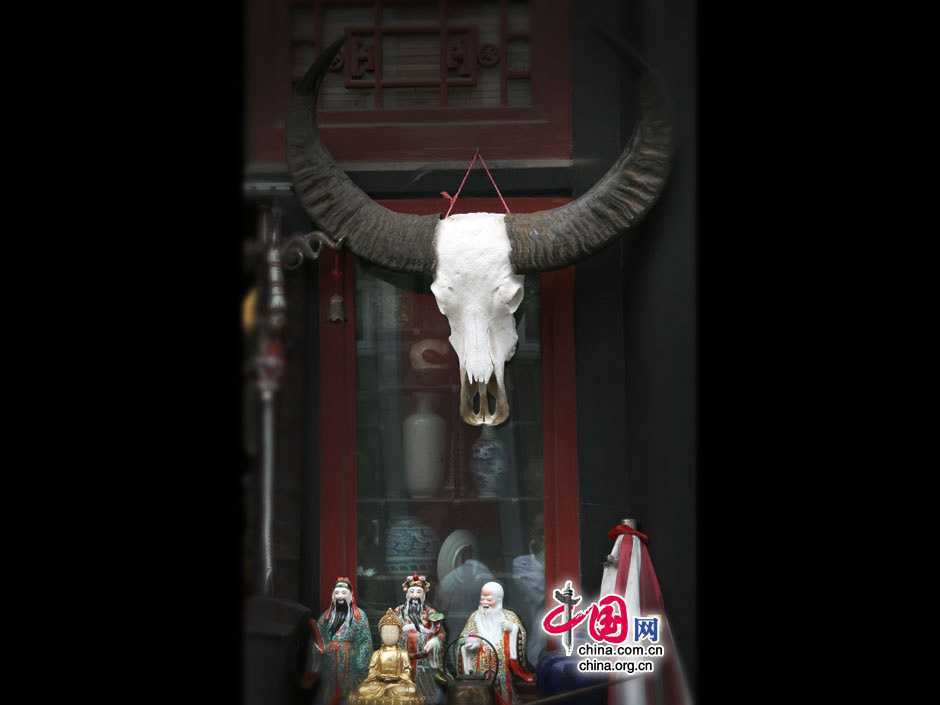 Посещение рынка антиквариата Паньцзяюань в Пекине (2)