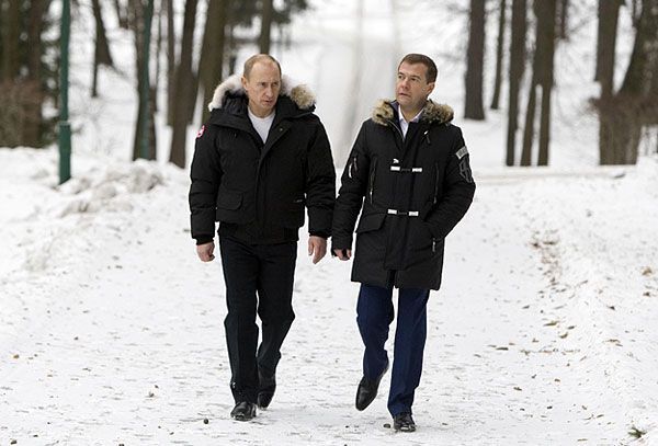 Тесные дружеские отношения Дмитрия Медведева и Владимира Путина развеяли слухи о разногласиях между ними1