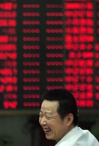 60-летие КНР: Капитальный рынок 'освещает' китайскую экономику 