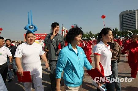 Лю Сян стал добровольцем мероприятия по всенародному фитнесу