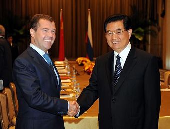 Председатель КНР Ху Цзиньтао встретился с президентом РФ Д. Медведевым