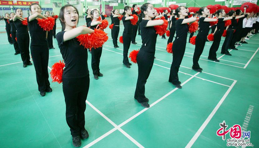 Раскрыты тайны подготовки к празднованию Дня образования КНР: за завесой тайны находятся очень милые люди - студенты