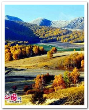 Красивые осенние пейзажи в горах Цзиньцюба