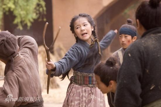 Фотографии маленькой звезды Сюй Цзяо из фильма «Хуа Мулань» 6