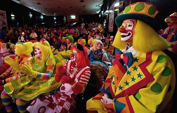 Сотни клоунов собрались в Мексике