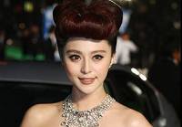 Китайская звезда Фань Бинбин на церемонии открытия Кинофестиваля в Токио