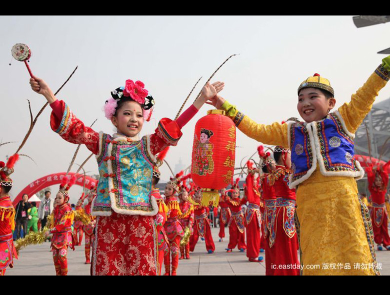 Торжественное открытие 11-го Международного фестиваля туризма в Пекине 