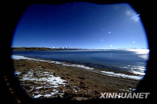Божественная гора и святое озеро в районе Али Тибетского автономного района