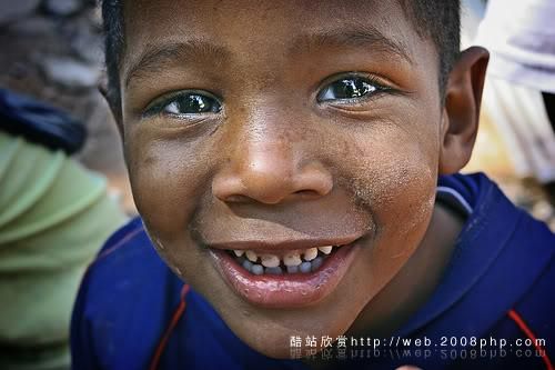 Милые улыбки африканских детишек2