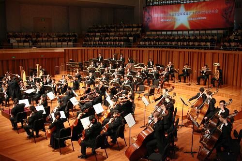 В Пекине состоялся симфонический концерт в честь 60-летия ВВС НОАК 1
