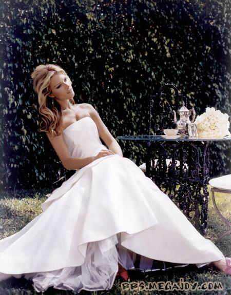 Классические свадебные платья «Romona Keveza»
