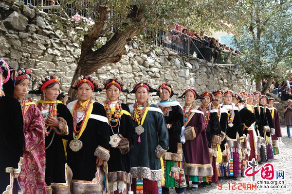 Коридор тибетской национальности и национальности и 7