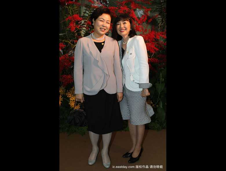 Первые леди разных стран на саммите АТЭС в Сингапуре 