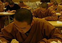 Сто монахов приняли участие в конкурсе знаний об ЭКСПО-2010