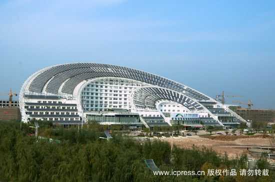 В провинции Шаньдун построен самый большой в мире административный корпус с применением солнечных батарей 