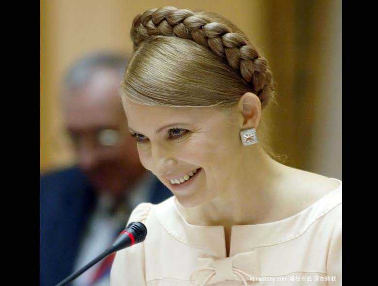 Юлия Тимошенко – самая красивая и модная женщина на политической арене мира