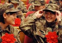 Более 200 студентов из университетов Пекина отправились в военный лагерь