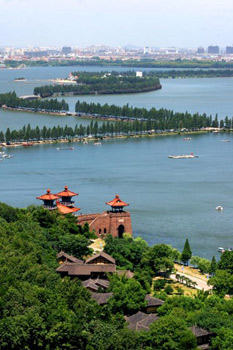 Озеро Дунху города Ухань