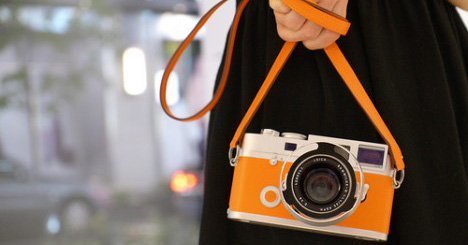 Компаниями «Leica» и «Hermes» выпущена ограниченная серия камер 