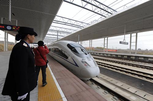 Открыто движение по самой протяженной в мире высокоскоростной железнодорожной магистрали Ухань-Гуанчжоу6