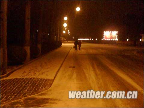 В Пекине выпал первый снег в новом 2010 году