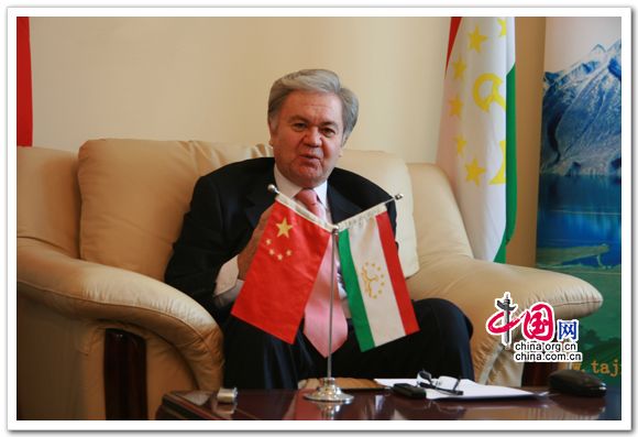 Чрезвычайный и Полномочный Посол Республики Таджикистан в КНР Рашид Алимов