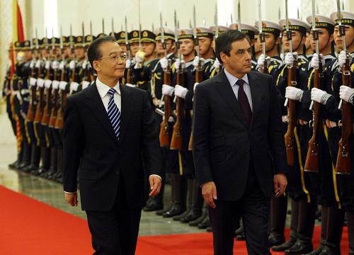 Французско-китайские отношения стратегического партнерства являются жизнедеятельными -- премьер-министр Франции Ф. Фийон