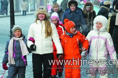 Открылся 26-й Фестиваль снега и льда в Харбине 1