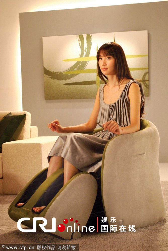 Тайваньская красавица Линь Чжилин приняла участие в рекламных съемках 