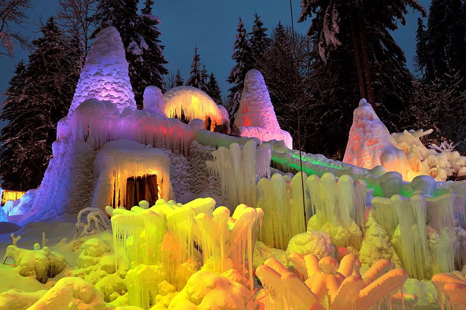 Очаровательный ледяной дворец во Фрейбурге Швейцарии 1