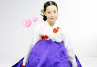 Ким Хи Сон в традиционной одежде